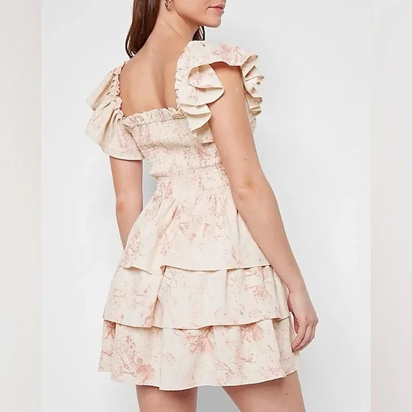 Express Floral Smocked Tiered Dress - Picture 4 of 5